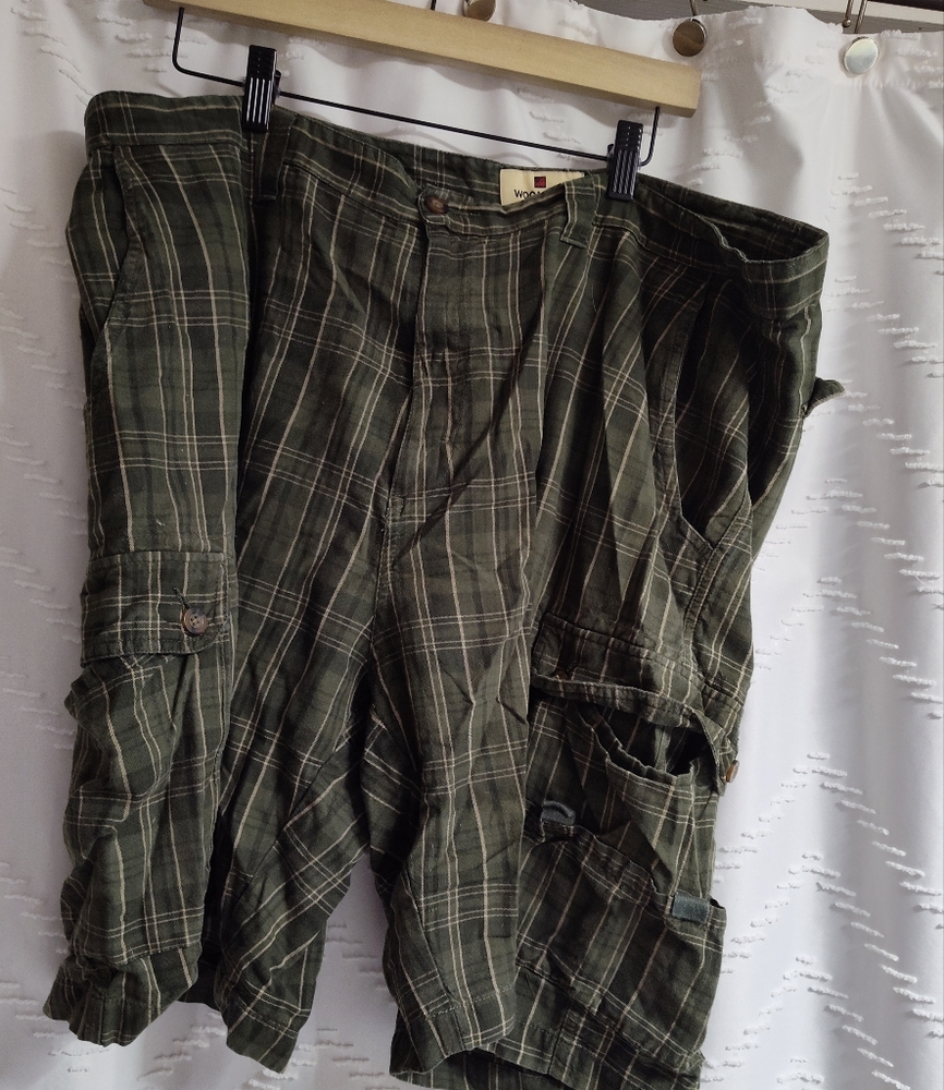 Woolrich Green Cargo Shorts Relaxed Fit Size 40